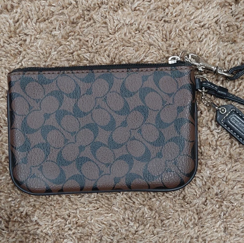 COACH Heritage Stripe Chelsea Wristlet